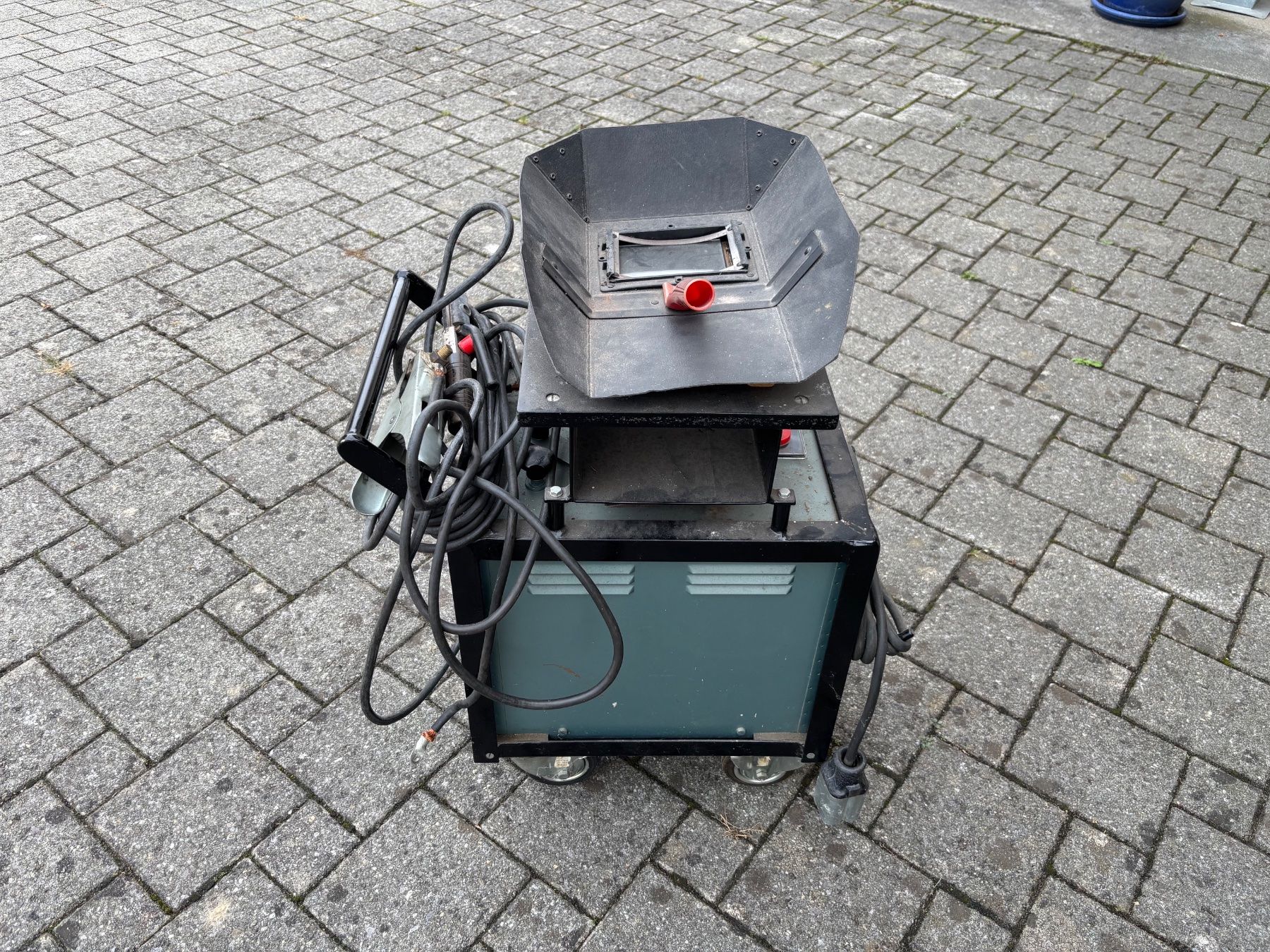 Saldatori: Elektrodenschweissgerät Marke Eigenbau. – Usato da Aarberg venduto da Welcome64