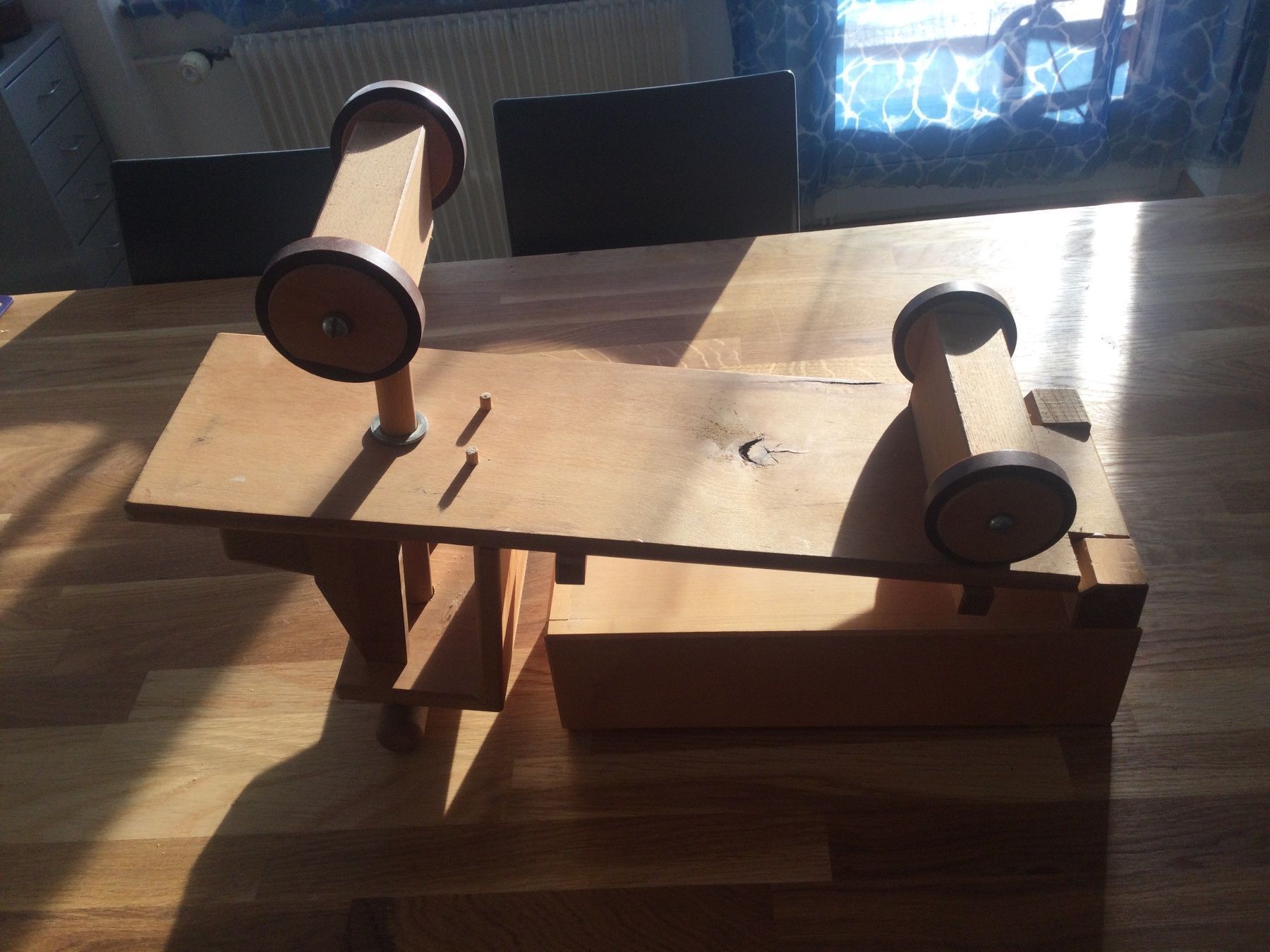 Autoribaltabili: CAMION EN BOIS POUR ENFANTS – Usato da Brügg BE venduto da traindenuit 2
