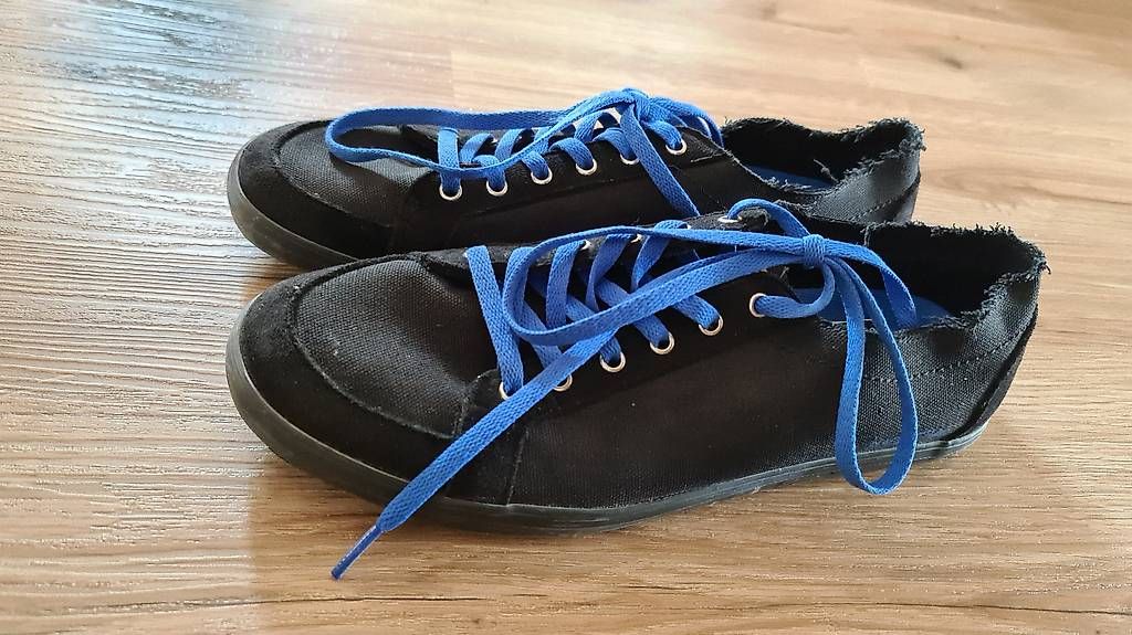 Herrenschuhe: Macbeth Sneakers Vegan Grösse 45 schwarz – Gebraucht aus Buchs AG von Stunner 1