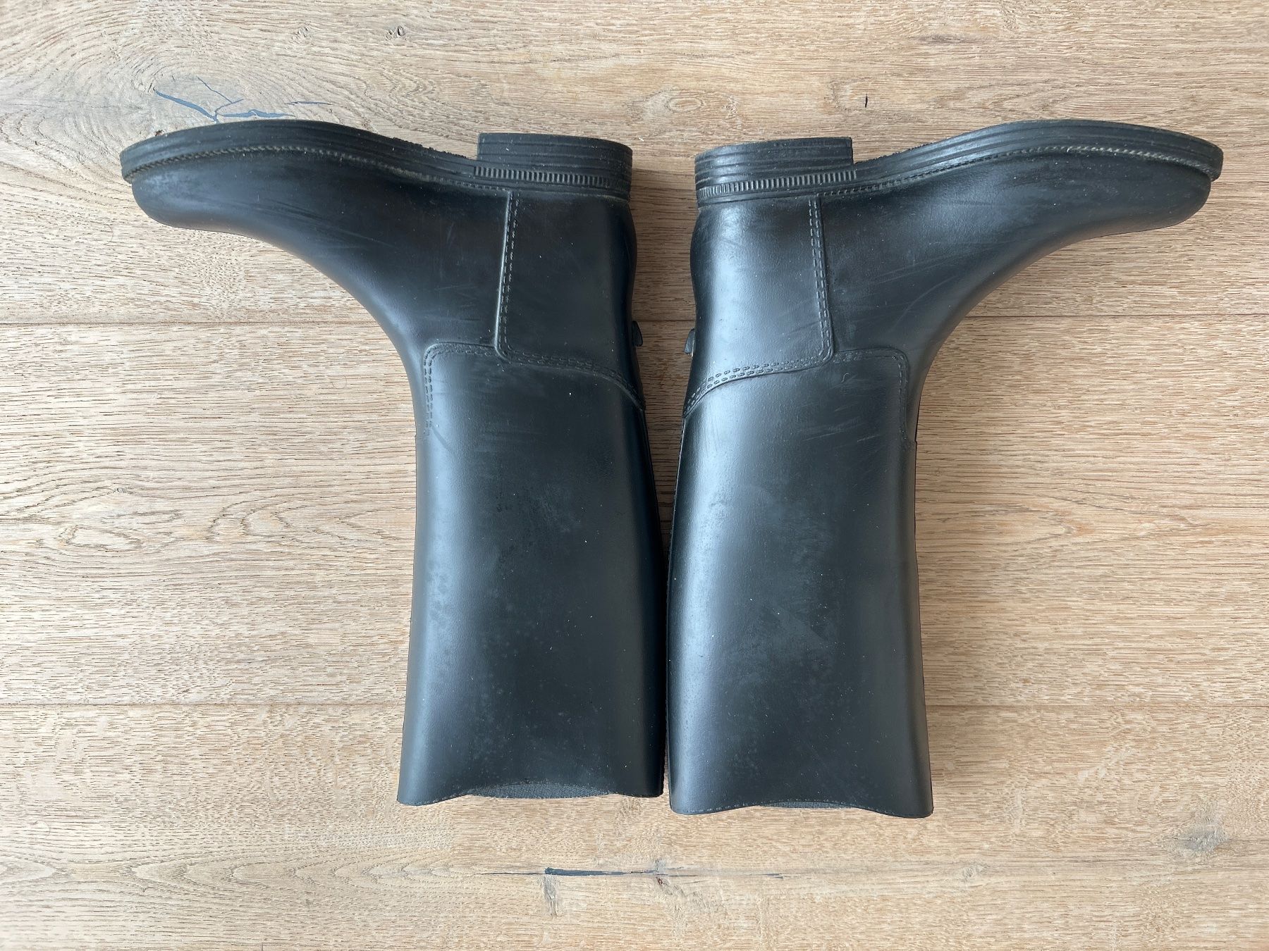 Decathlon Chaussures hommes: Bottes d’équitation 30 – D'occasion à Yens par Chriis 1