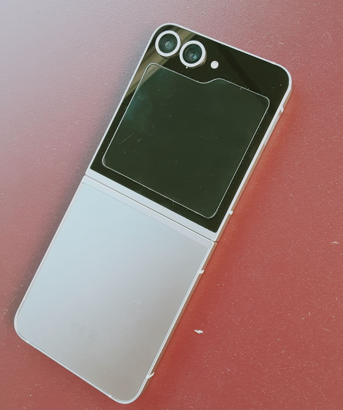 Samsung Handys / Smartphones: Galaxy Z Flip 6 – Gebraucht aus Valeyres-sous-Rances von Untitled 3