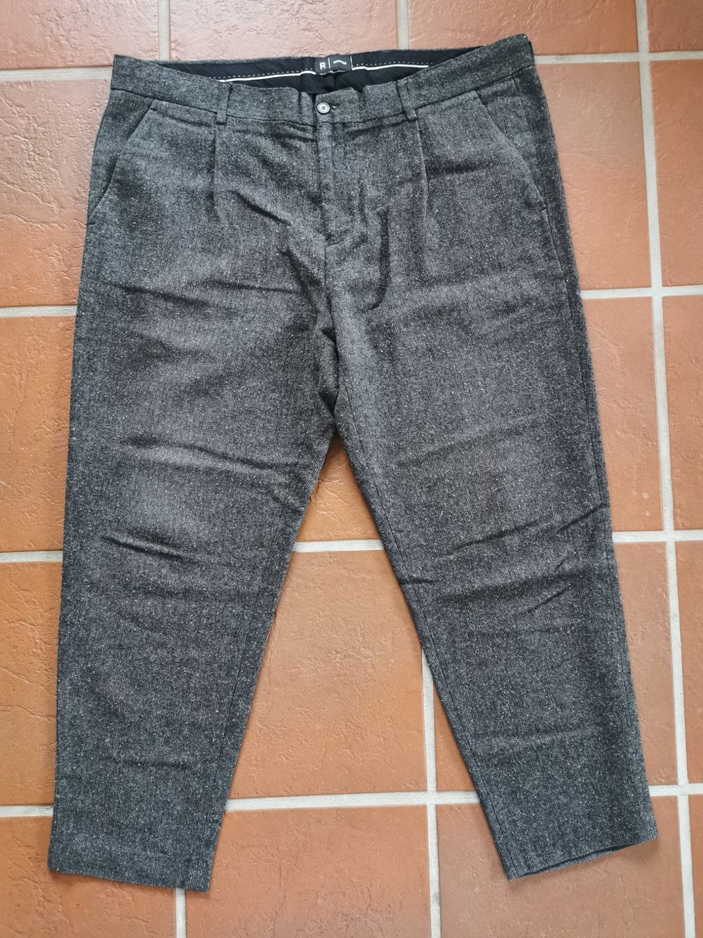 La Redoute Hosen: La Redoute; graue Hose / Anzughose Gr. 56 – Gebraucht aus Boniswil von Totomat-Lady