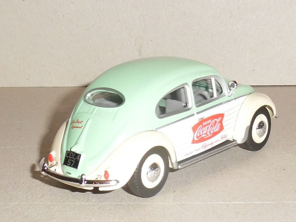 Achetez CC01201 - Corgi 1:43 CORGI Volkswagen Beetle Maggiolino Coca-Cola 1951 Green White Beige CC01201 ( - Véhicules de route