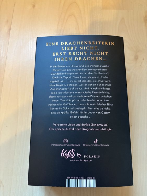 Burning Crown & Ashen Throne von Marie Niehoff, Farbschnitt (Neu