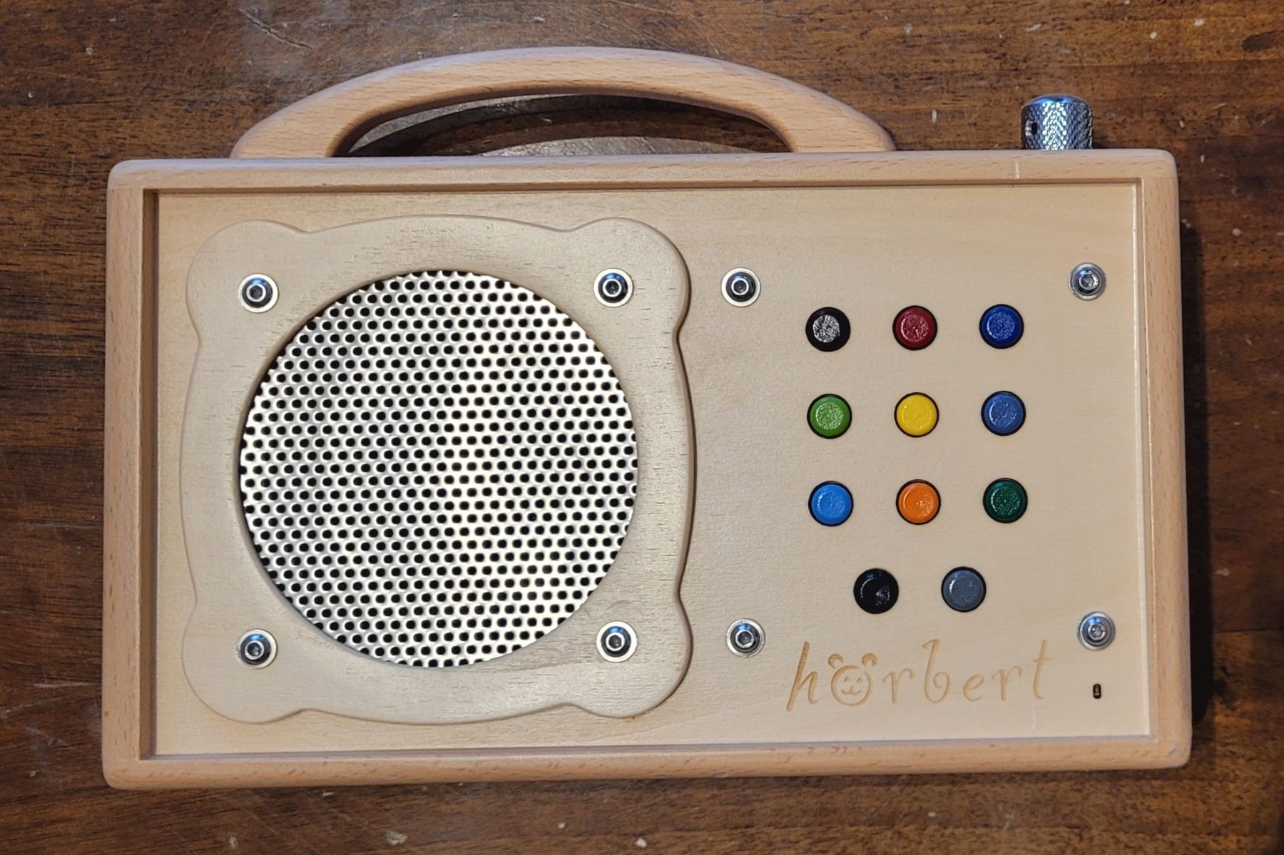 Spielzeuge: Lettore musicale in legno Herbert modello "Mini" – Gebraucht aus Tremona von Swiss_M87