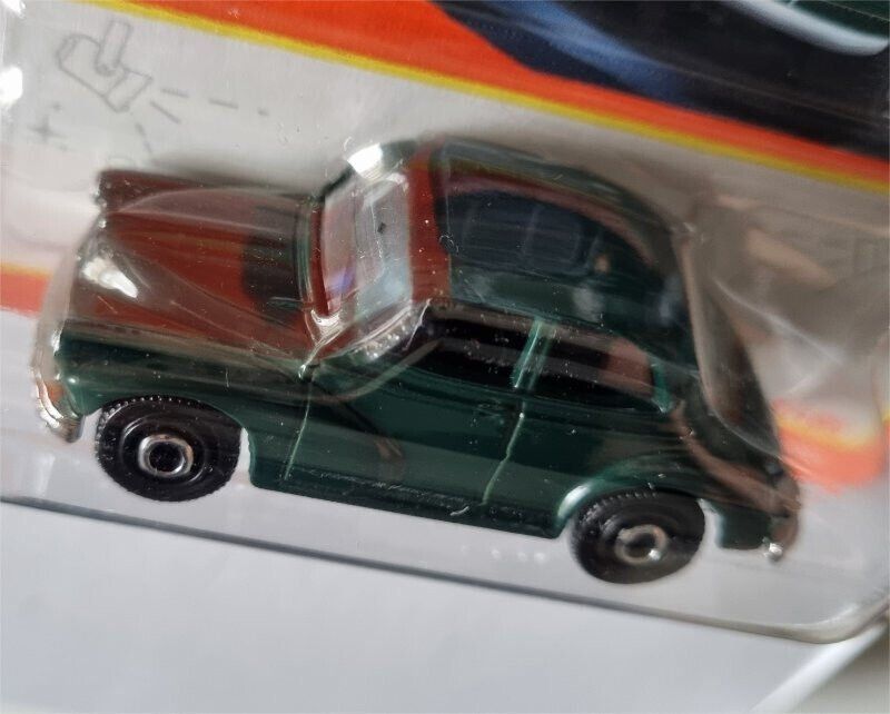 Voiture Miniature 1/64 Matchbox – Morris Minor Saloon – Métal, Série 70 Years – Jouet Collection