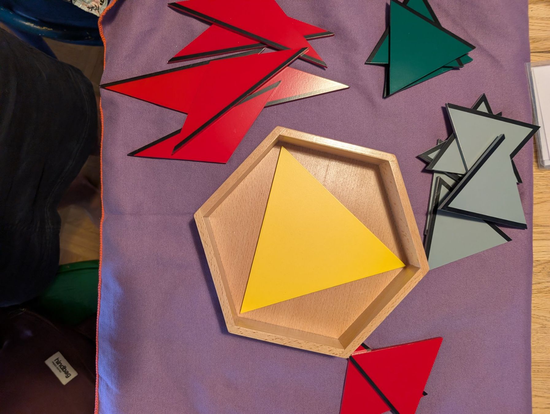 Giochi: Jeu 6 boites  triangles constructeurs Montessori – Usato da Genève venduto da jeansteph 3