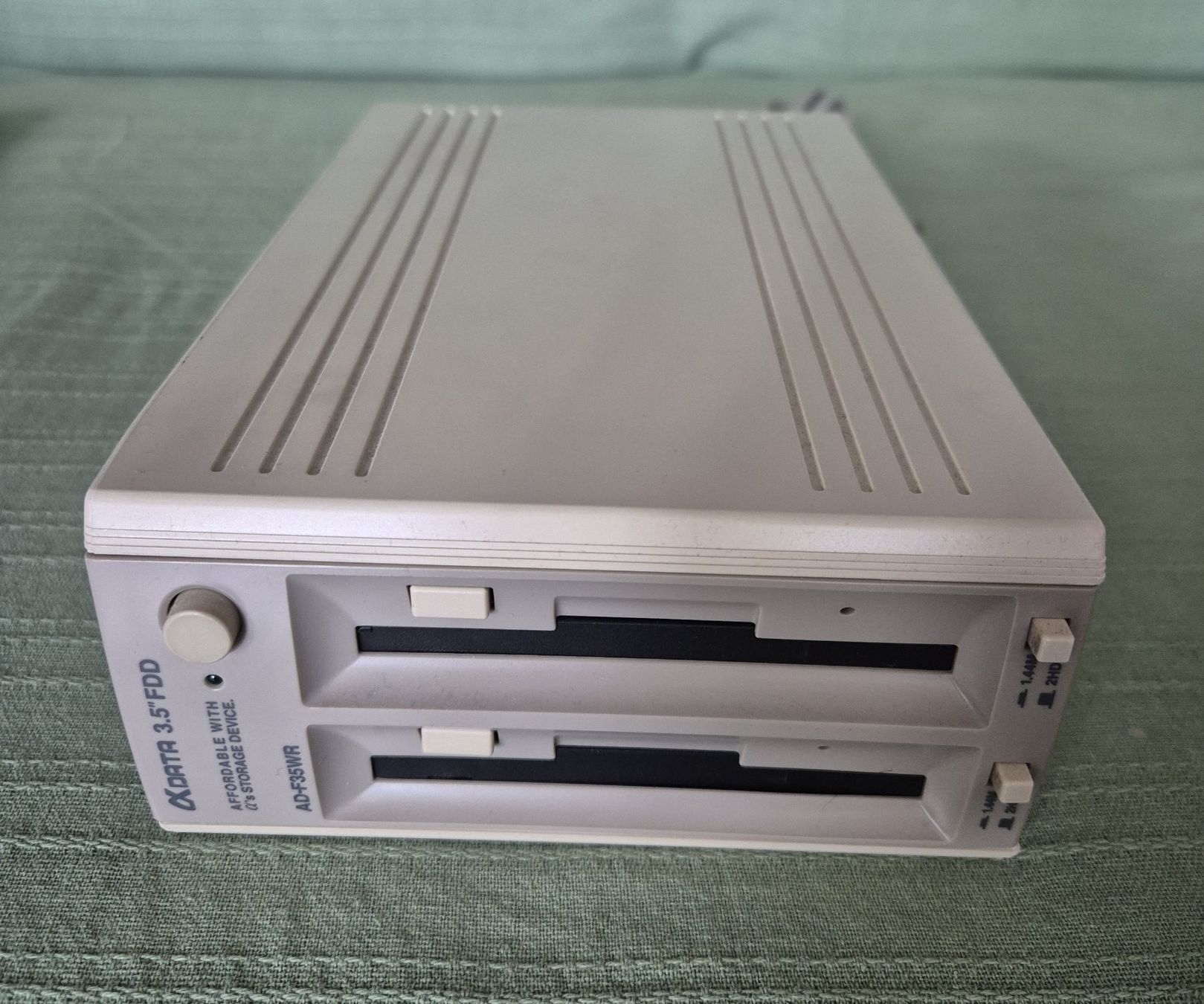 Sistemi audio & multimediali: PC-9801 - Lecteur de Disquette Externe 3.5 – Usato da Petit-Lancy venduto da guy_vmz2 2