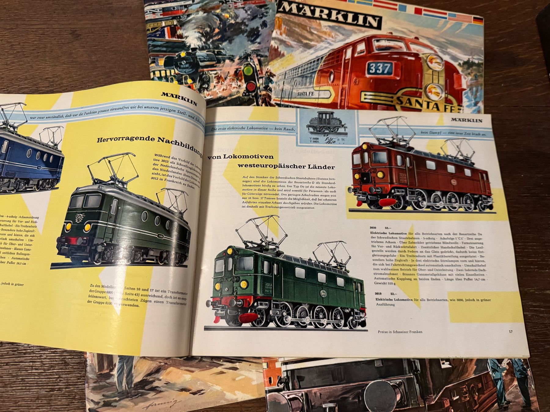 Revues & Magazines: 5 Märklin Kataloge gebraucht – D'occasion à Rifferswil par reb_jpx2 5
