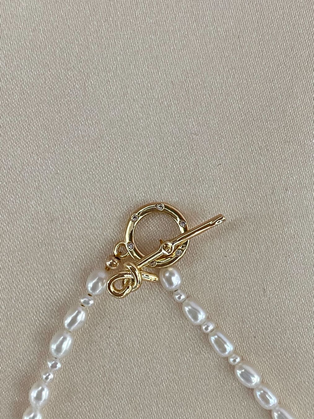 Catenine: 2mm Süsswasserperlen Kette mit Armband echte – Nuovo e nell'imballaggio originale da Sarnen venduto da Yingsperlen4 2