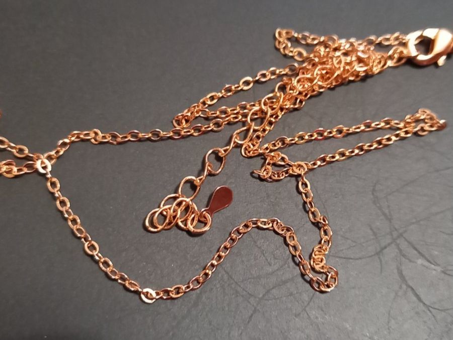 Ciondoli: Vergoldet Anhänger, mit 46cm Kette – Usato da St-Prex venduto da big_c6bb 2