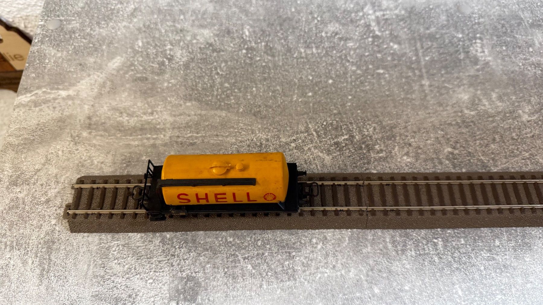 Märklin Modellini di ferrovie: Märklin Shell Tankwagen H0 / AC – Usato da Schlieren venduto da rat_lq6b 2