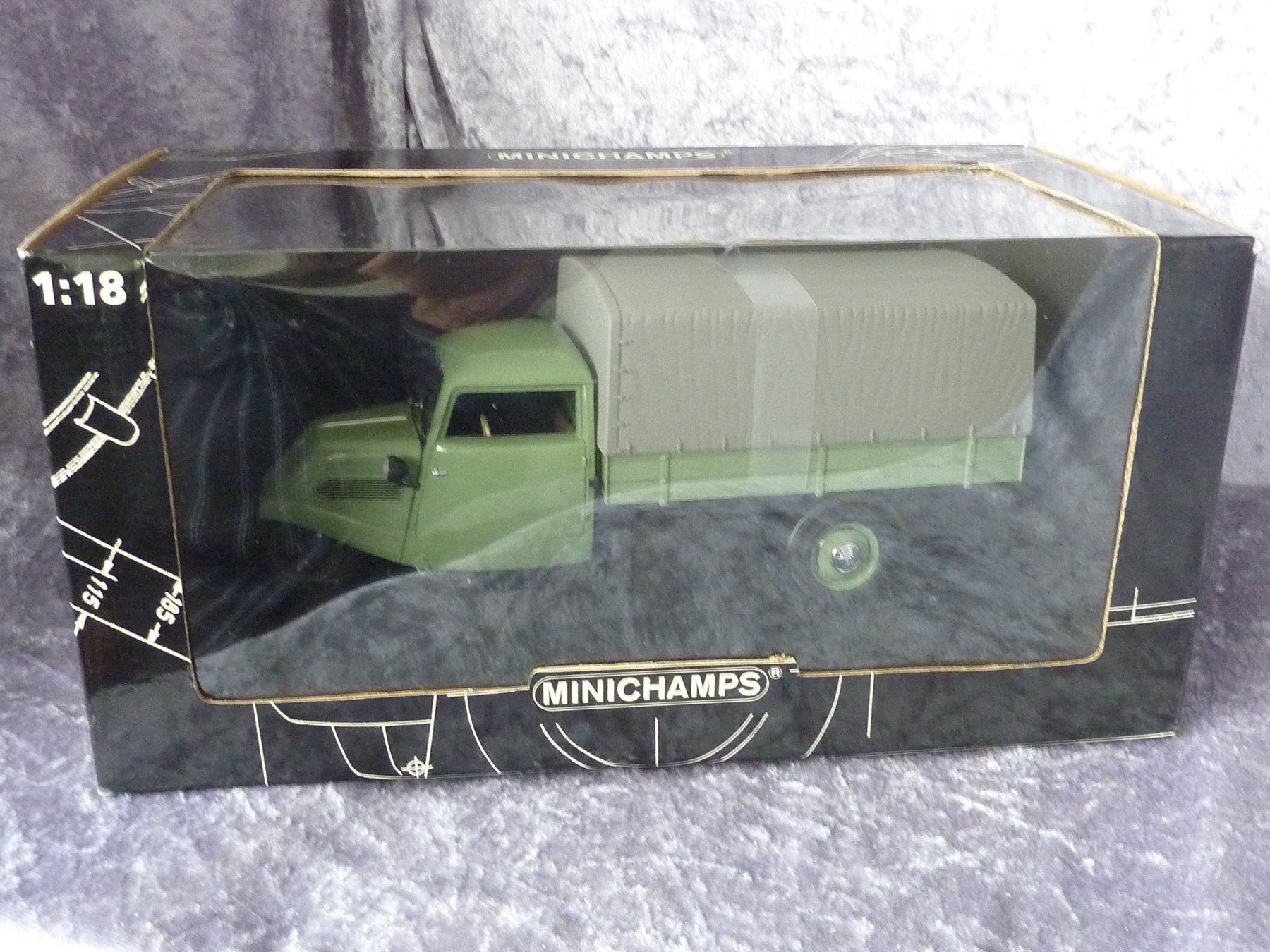 Minichamps Modellini d'auto: Tempo Dreirad 1952  1:18 – Nuovo (secondo la descrizione) da Dürrenäsch venduto da modellautos4you