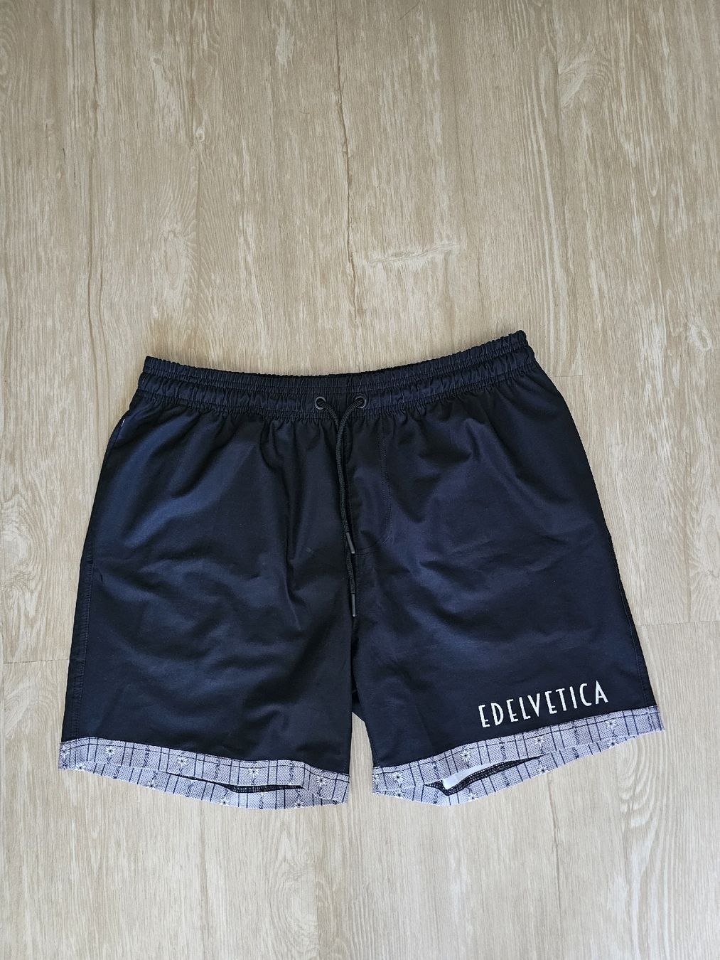Costumi da bagno: Edelvetica Badeshorts Grösse M – Usato da Zetzwil venduto da robin_hirt