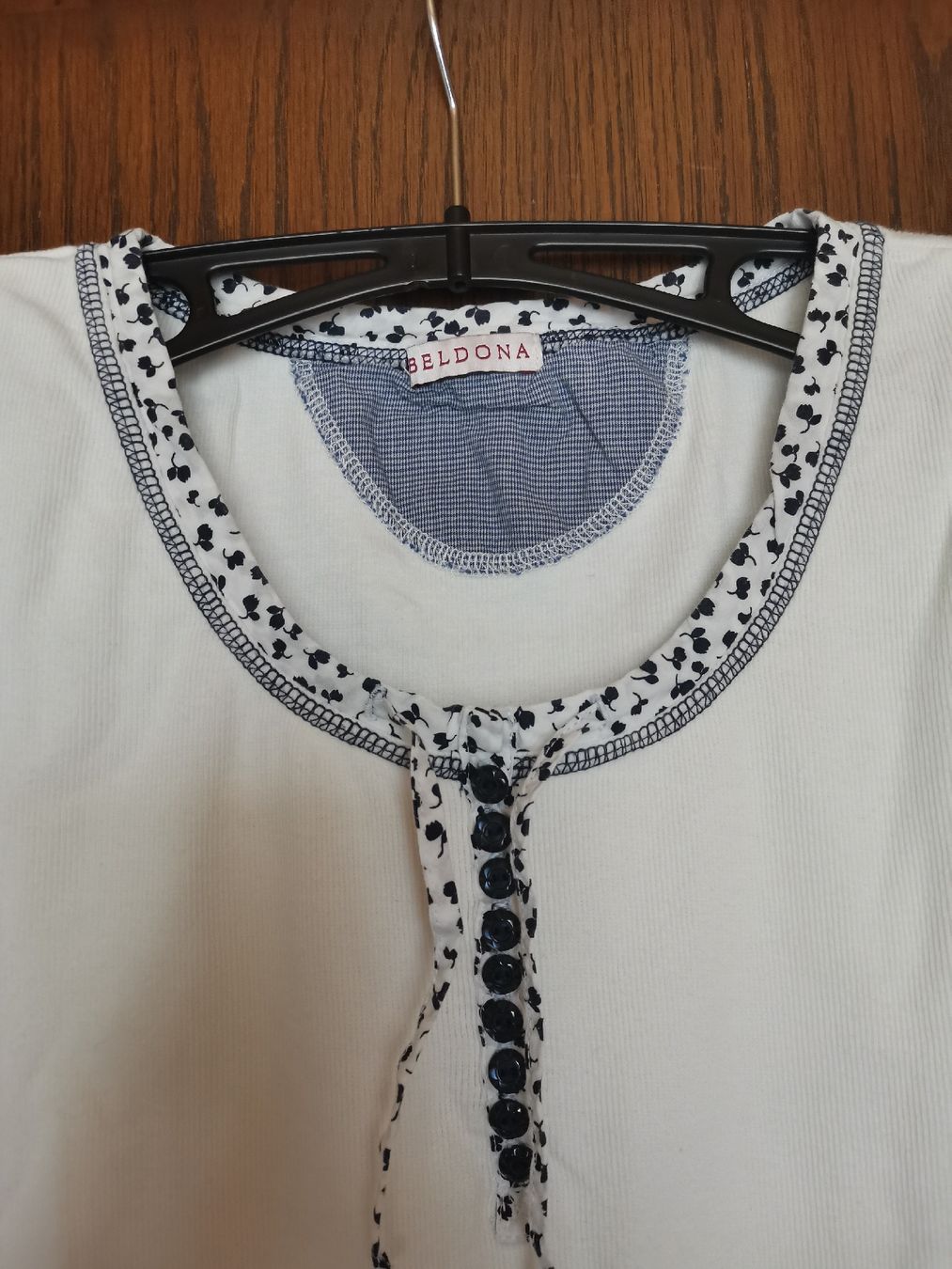 Beldona T-shirt: T-shirt Beldona – Nuovo (secondo la descrizione) da Cournillens venduto da masoeur 1