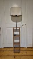 Stehlampe mit Regal Holz neuwertig 