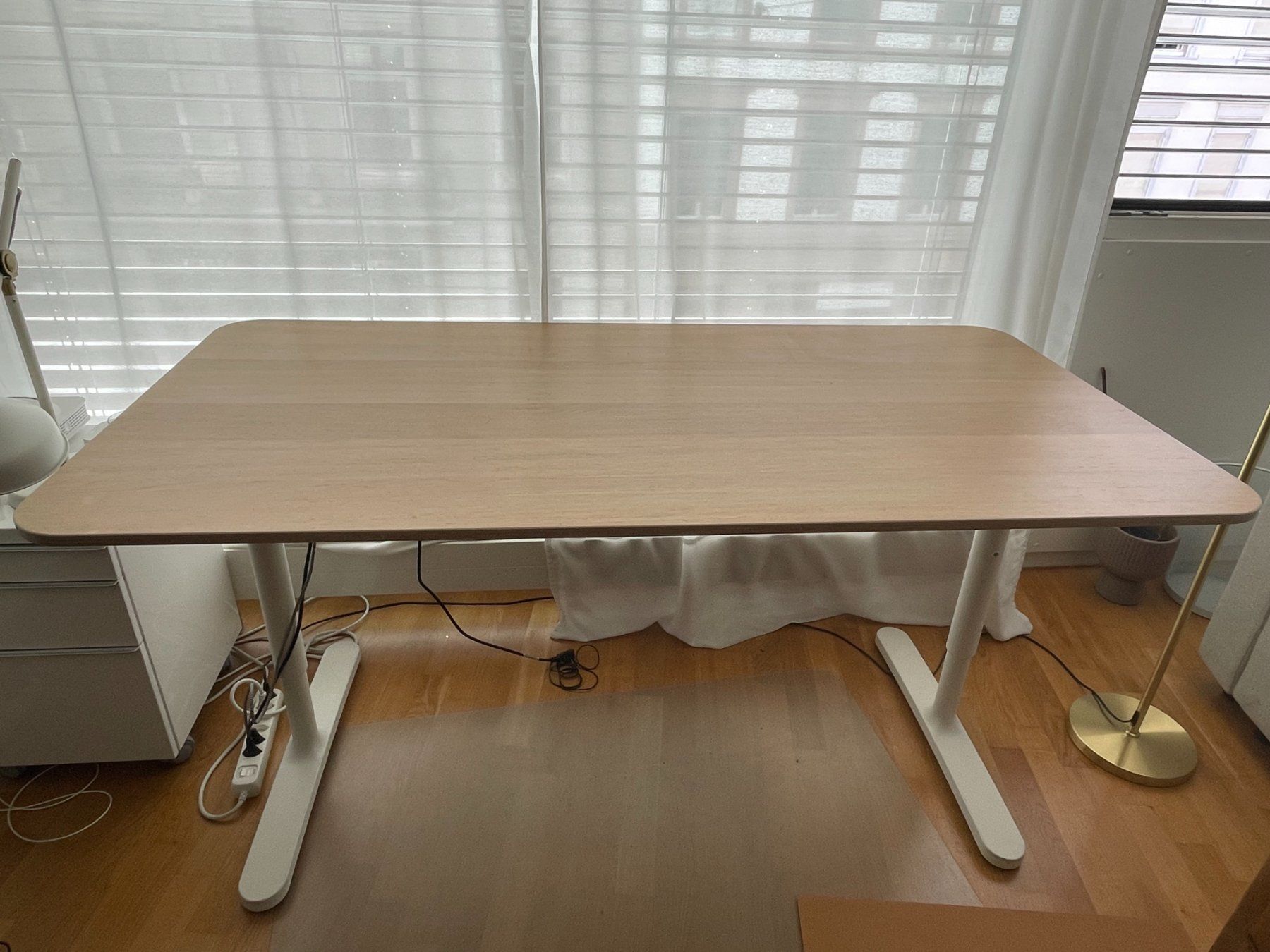 Ikea Bureaux: Ikea Bekant - 160x80cm – D'occasion à Basel par lai_z65j