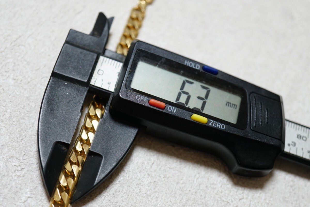 Givenchy Bracciali & Braccialetti: Givenchy Armband goldfarben Panzerkette – Usato da Winterthur venduto da Dejv 4