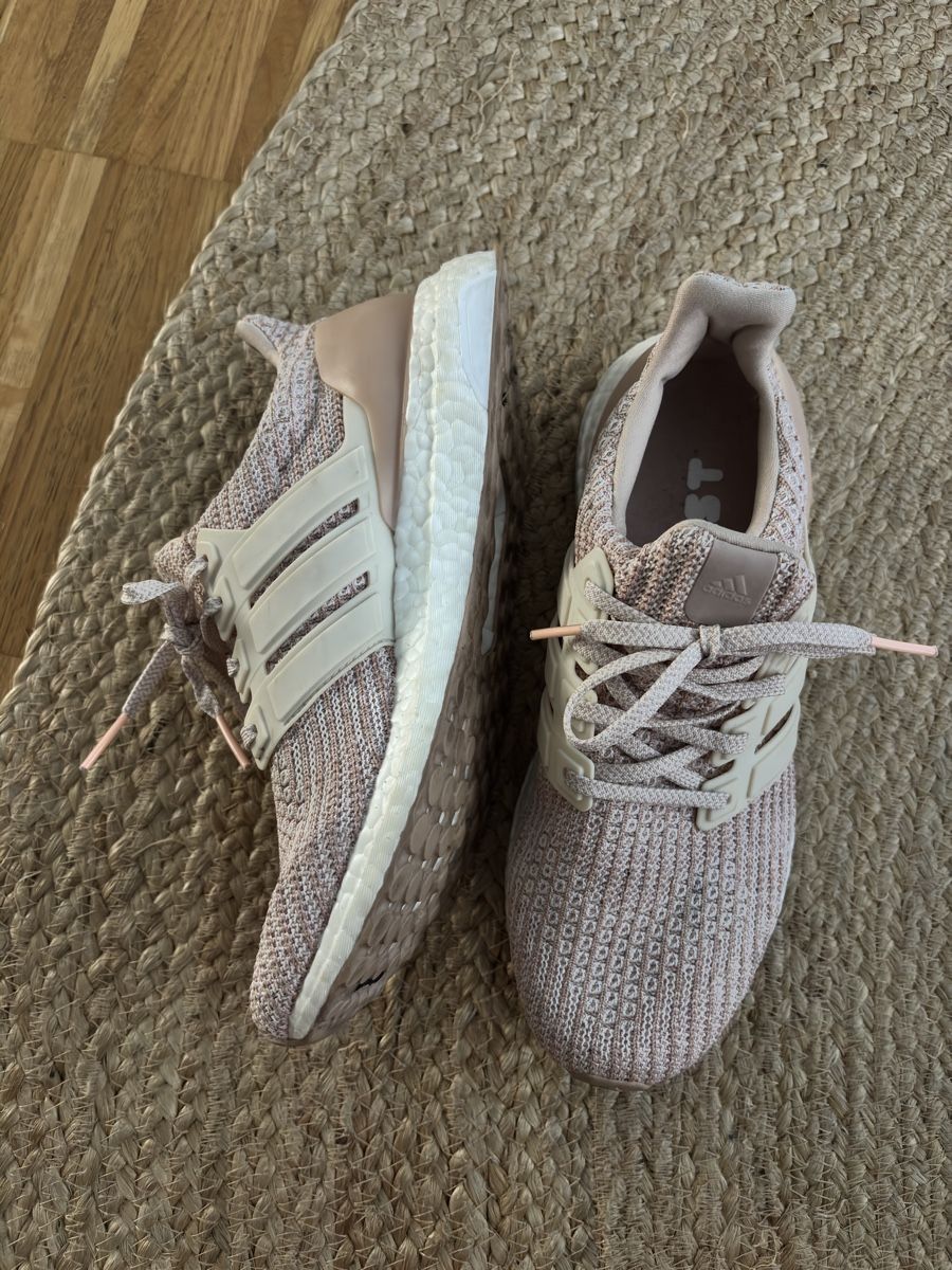 Adidas Scarpe da donna: Adidas Ultraboost rosa Gr 40 – Usato da Luzern venduto da isabelverkauftsachen