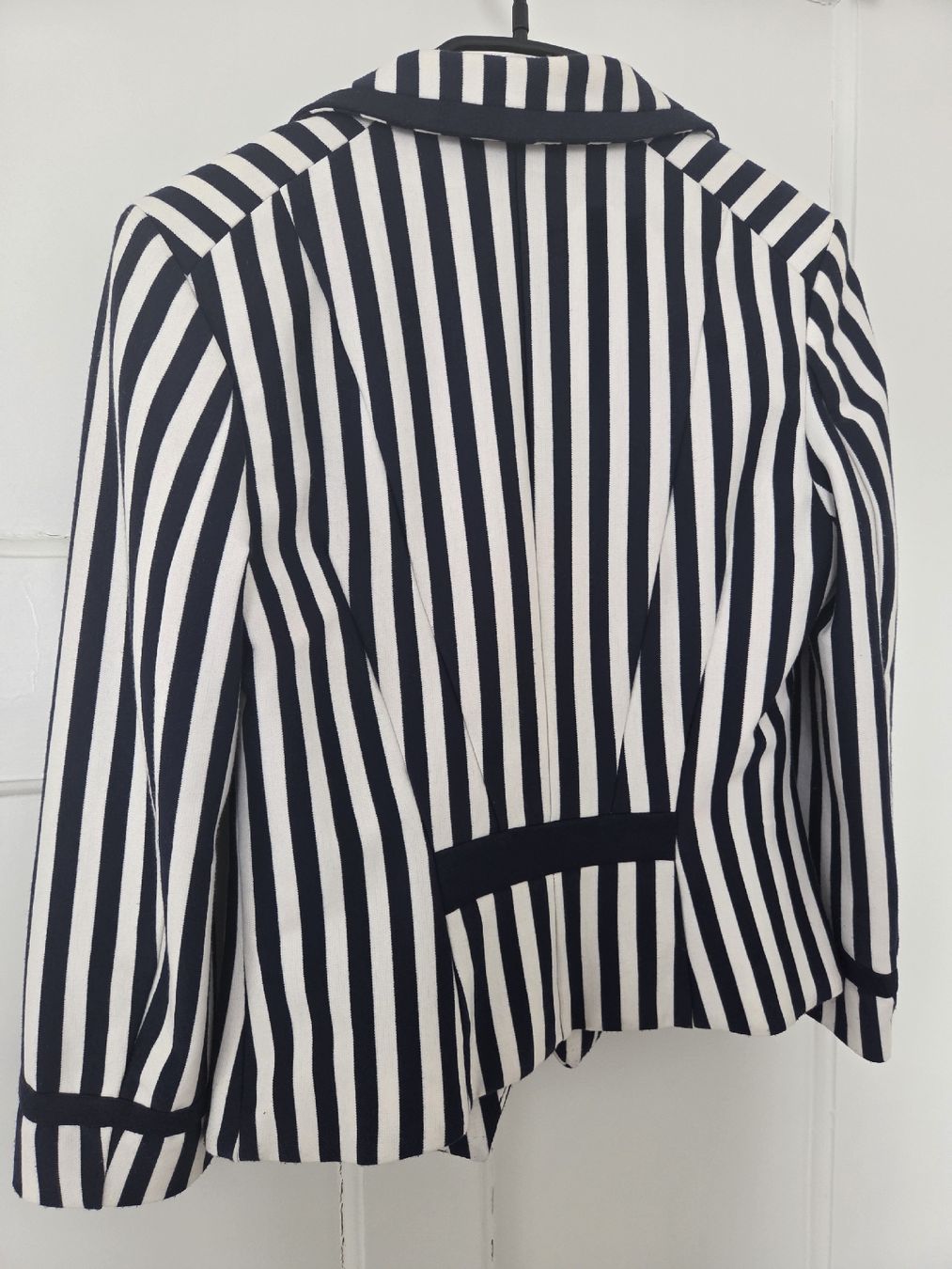 H&M Giacche: H&M gestreifter Blazer – Grösse 38 – Usato da Zürich venduto da vec_6r9d 1