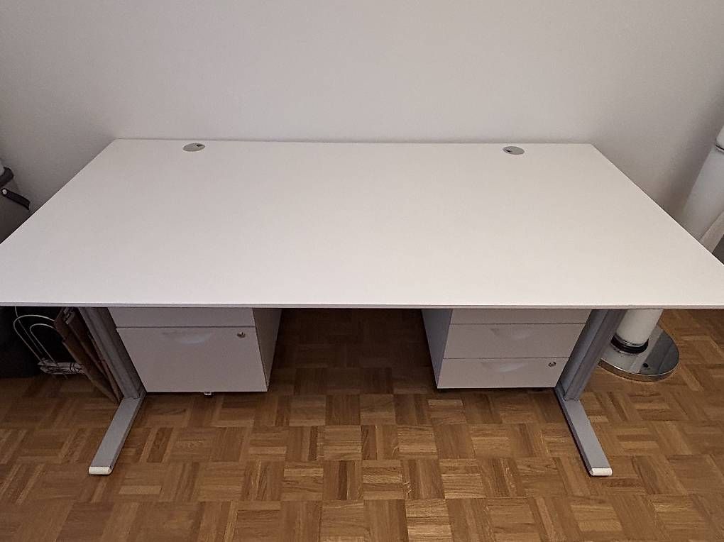 Bureaux: Bürotisch & Rollcontainer – D'occasion à Winterthur par ale_x2ch 1