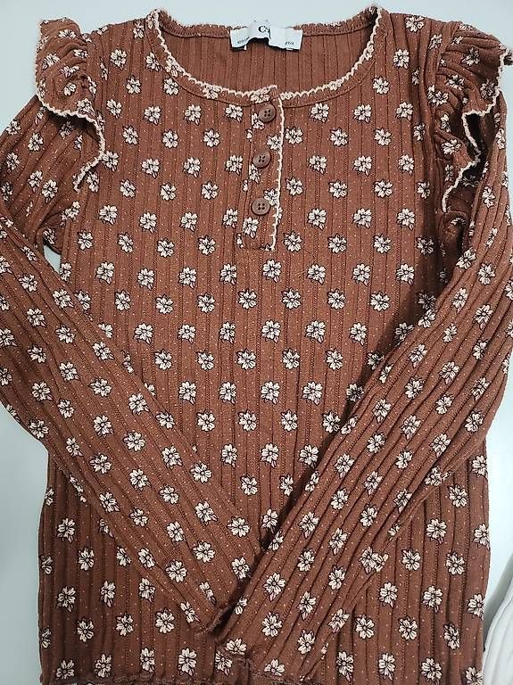 Camicette, T-shirt & Top: 2 T-Shirts Mädchen Gr. 128 – Usato da Zürich venduto da Rose_Marie 2