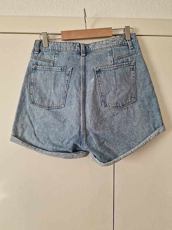 Jeans: Kurze blaue Jeans Shorts - Grösse 38 – Gebraucht aus Dällikon von m.py_92 1
