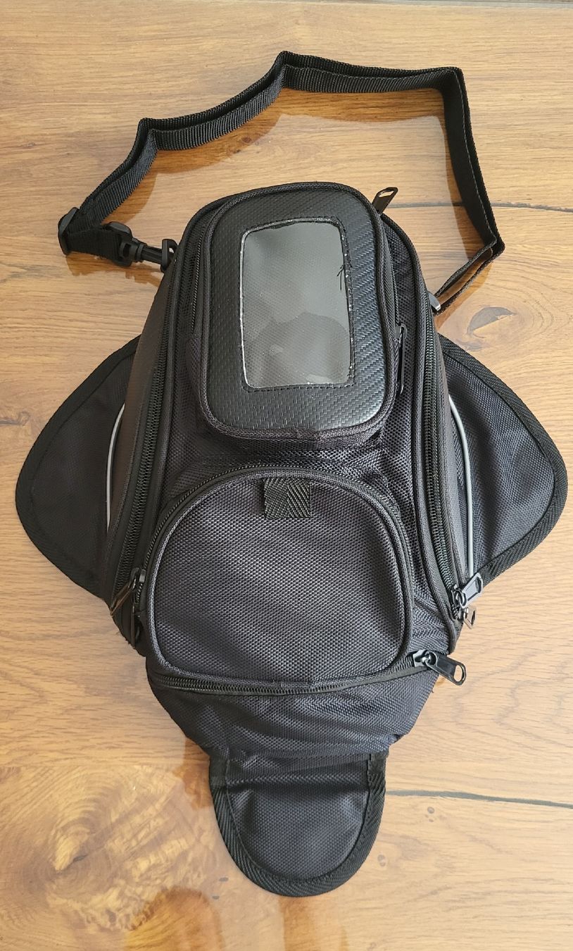 Taschen: Motorrad Tankrucksack Magnetisch – Neu (gemäss Beschreibung) aus Volketswil von ssmla 1