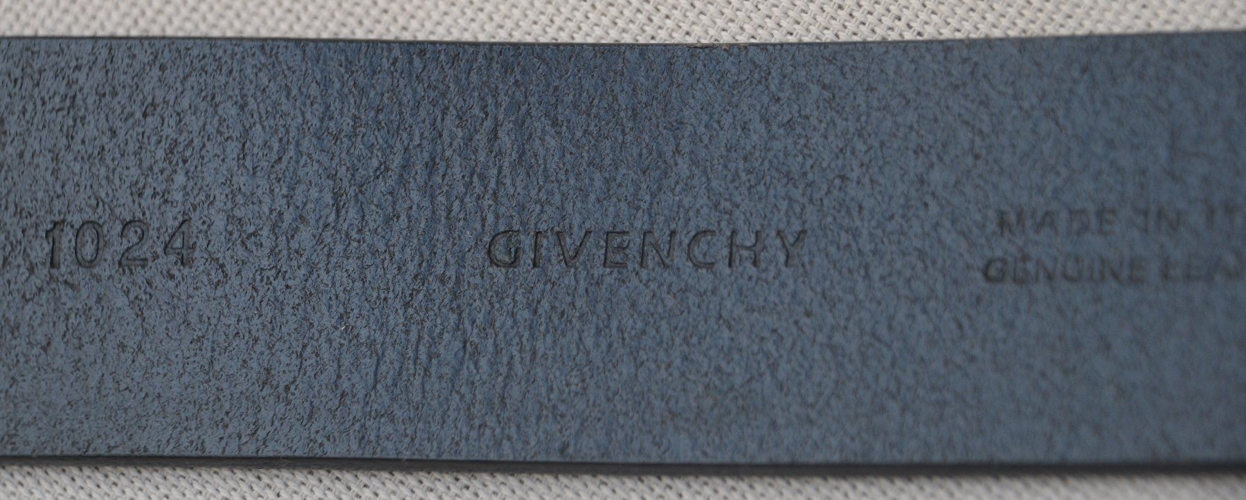 Givenchy Cinture: Givenchy Gürtel / ceinture – Usato da Collonges venduto da arashee 6