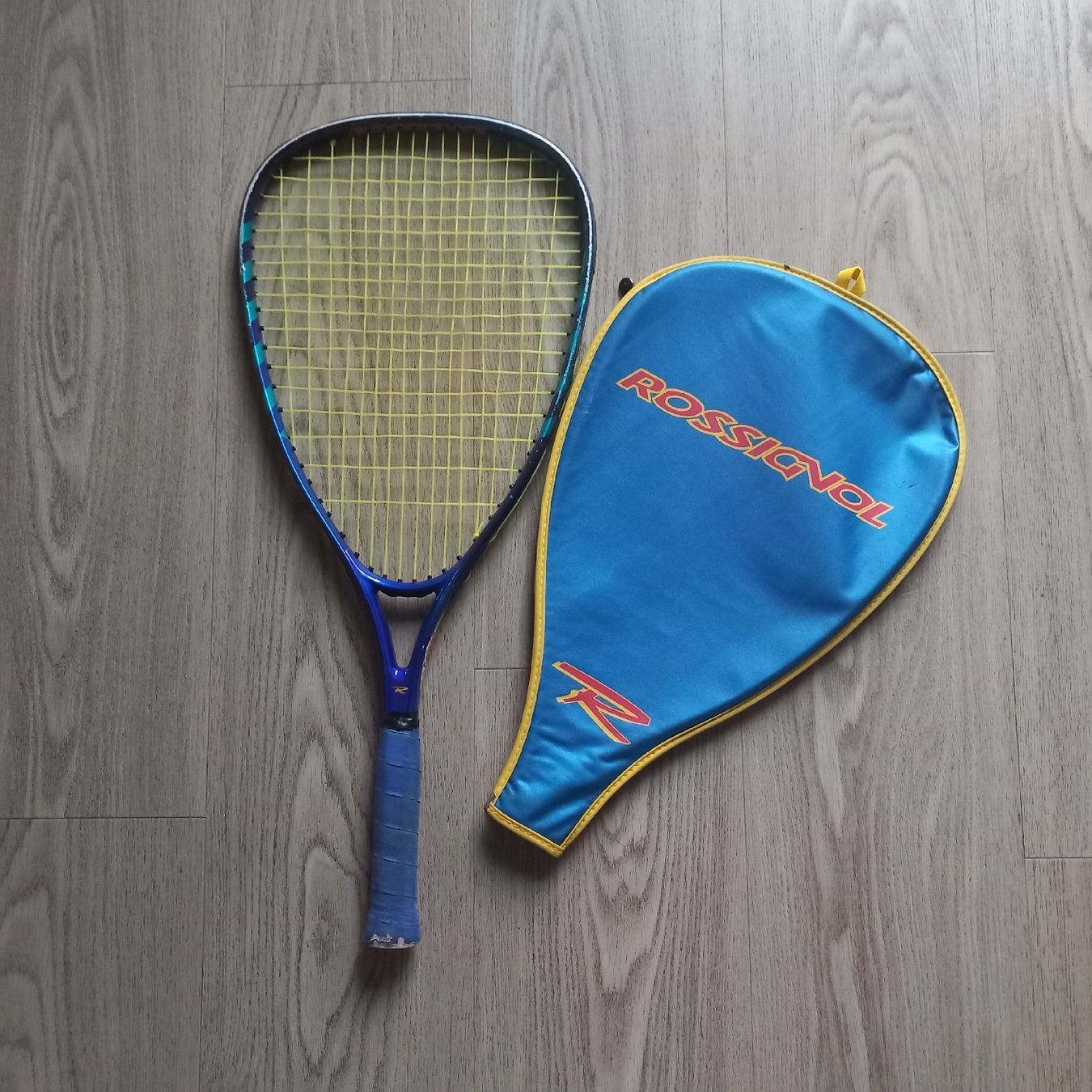 Centre Ambassade Écraser tennis rossignol Déçu grippe aventure