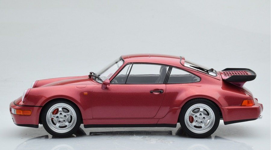 PORSCHE 911 (964) Turbo 1990 gelb 1:18 von Minichamps (Neu und originalverpackt) in Küttigen für