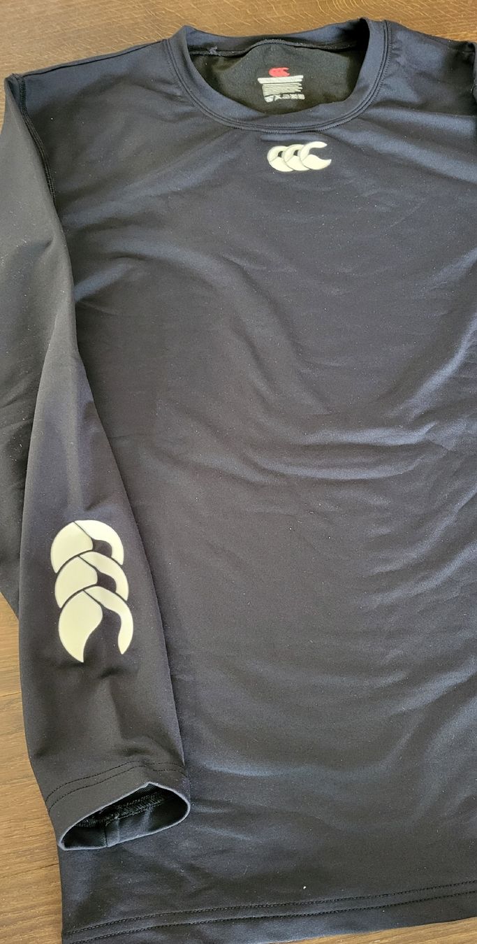 Leibchen & Hosen: Canterbury longshirt XL schwarz – Gebraucht aus Unterseen von rej_lnk9 1