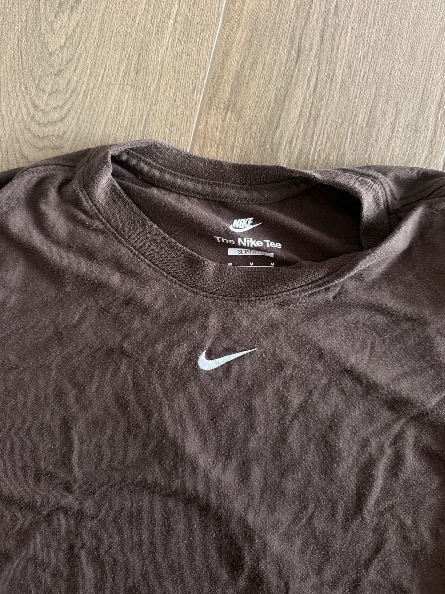 Nike Tops: Nike cropped top  – Gebraucht aus Zürich von Bellinka23 1