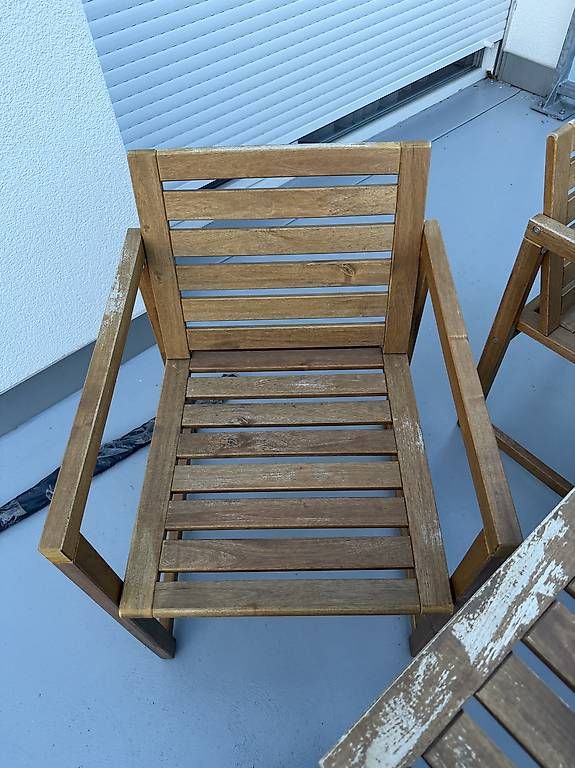 Set de table et chaises:  Gartentisch + 2 Stühle  Holz – D'occasion à Niedergösgen par mer_8vpj 1
