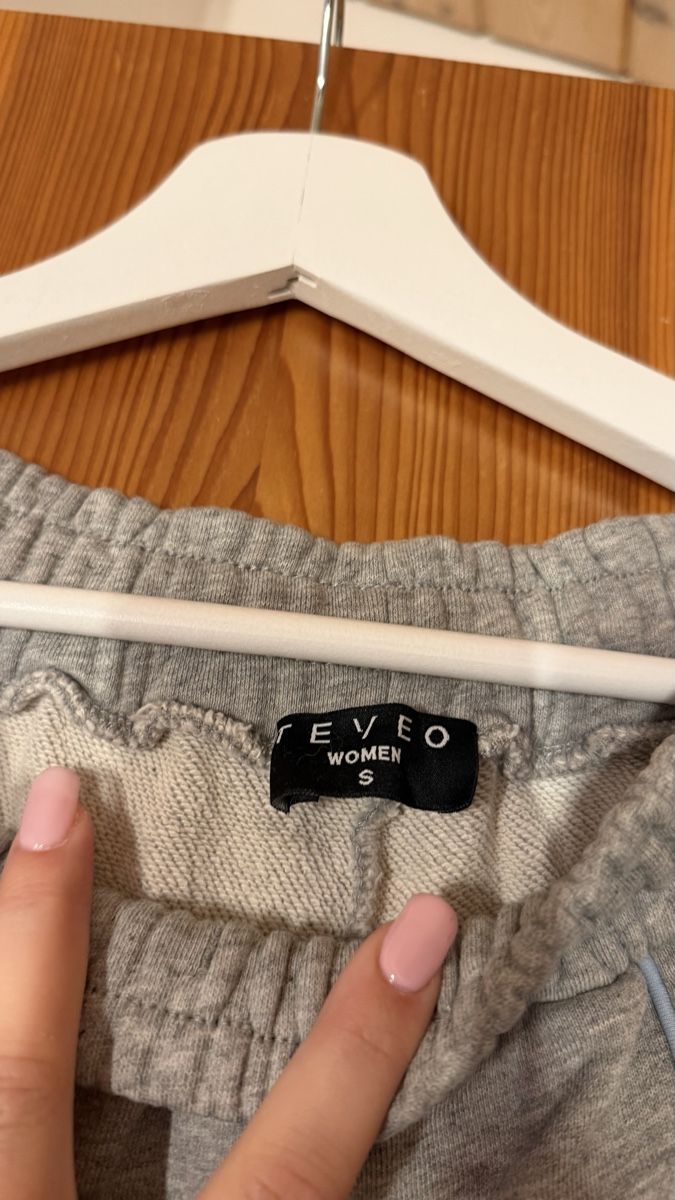Teveo Pantaloni: teveo jogger – Usato da Brüttisellen venduto da nad_g5wx 3