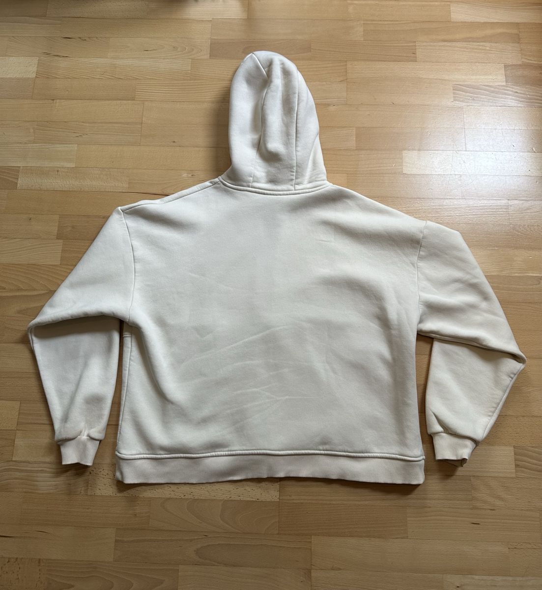 Pullover & Sweatshirts: Enemy Earth Kapuzenpullover Gr. M – Gebraucht aus Abtwil SG von PauloDybala10 4