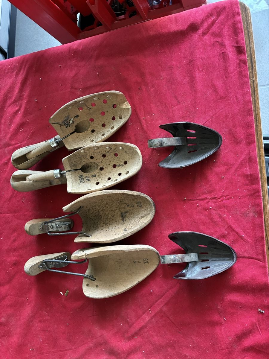 Herrenschuhe: Lot divers pour chaussures vintage – Gebraucht aus Les Bayards von Mutz51 1