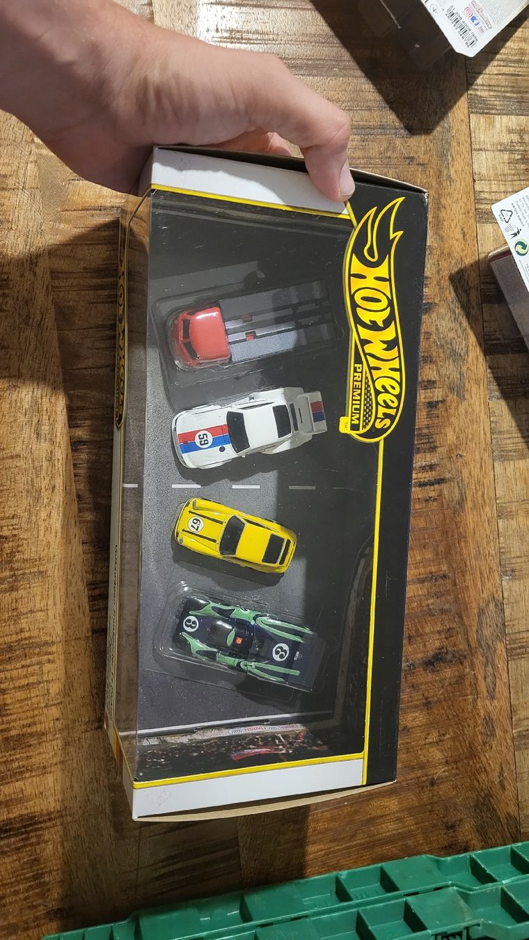 Hot Wheels Modellini d'auto: Hot Wheels Premium Set  Porsche neu – Nuovo e nell'imballaggio originale da Jona venduto da mjo_f5t2 1