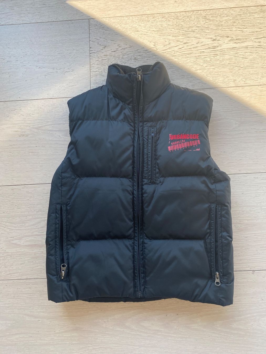 Altro abbigliamento per bambino: Kinderweste, Gr. ca 128-134 – Usato da Anières venduto da elenafred