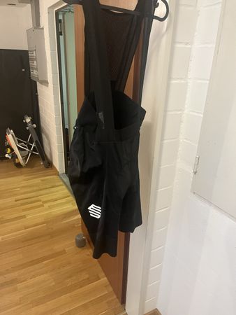 Velohose mit Trägern Siroko