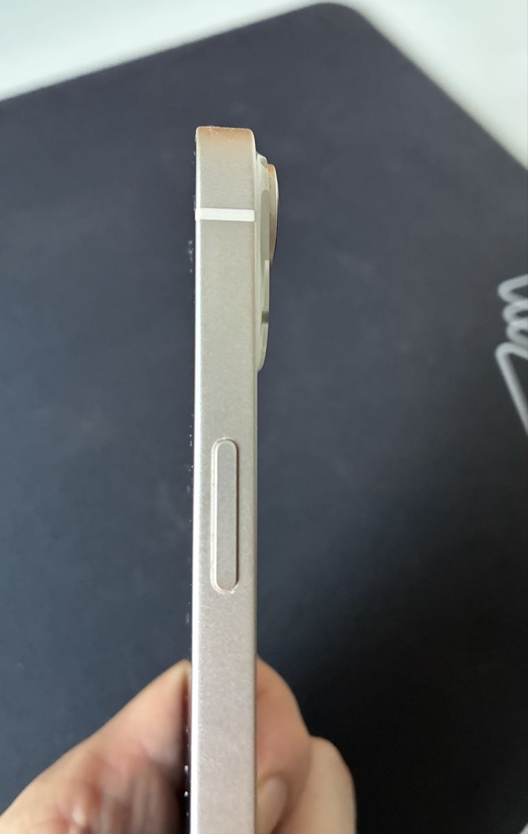 Apple Handys / Smartphones: iPhone 14 weiss 128GB – Gebraucht aus Savognin von Roccat9 3
