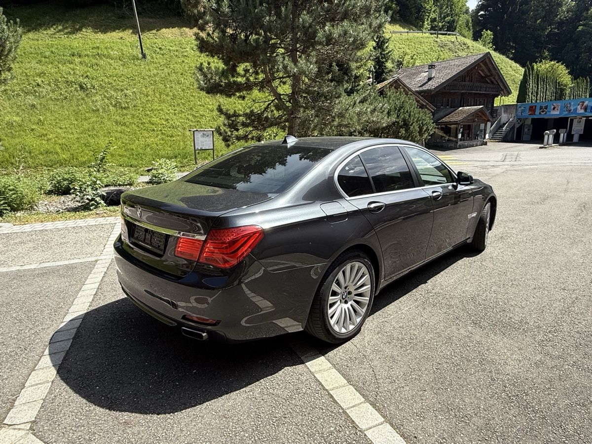 BMW Autos: BMW 750i 4.4L V8  – Defekt aus Val-d'Illiez von LuckLuc 3