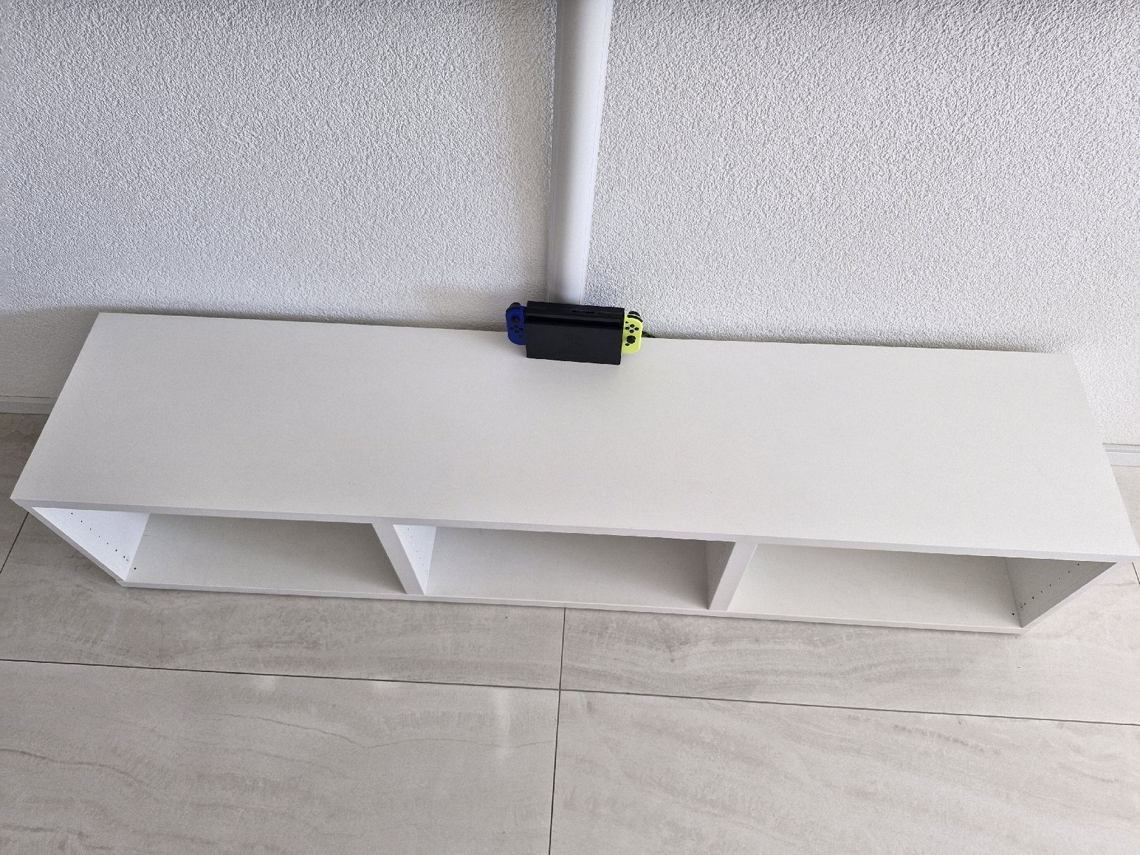 Ikea Mobili TV: IKEA BESTA - Blanc – Usato da Bulle venduto da Avlis91 1