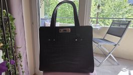 Aus dem Hause Saint Laurent Croc Handtasche schwarz