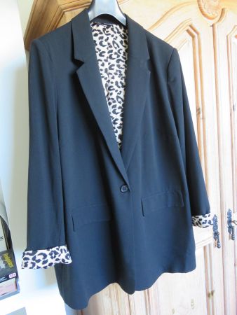 NEUER BLAZER mit Leofutter, Gr.48