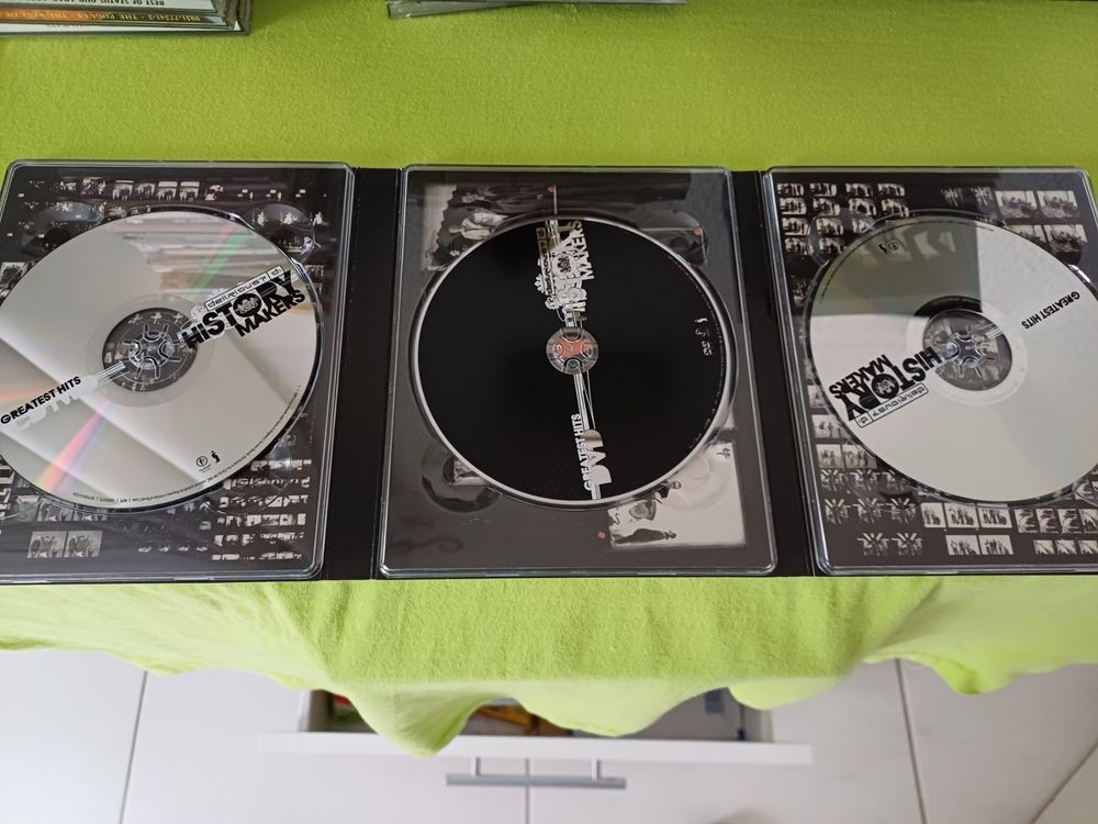 2CD &1DVD Box Delirious ? Greatest Hits & 60 Seiten Booklet Kaufen