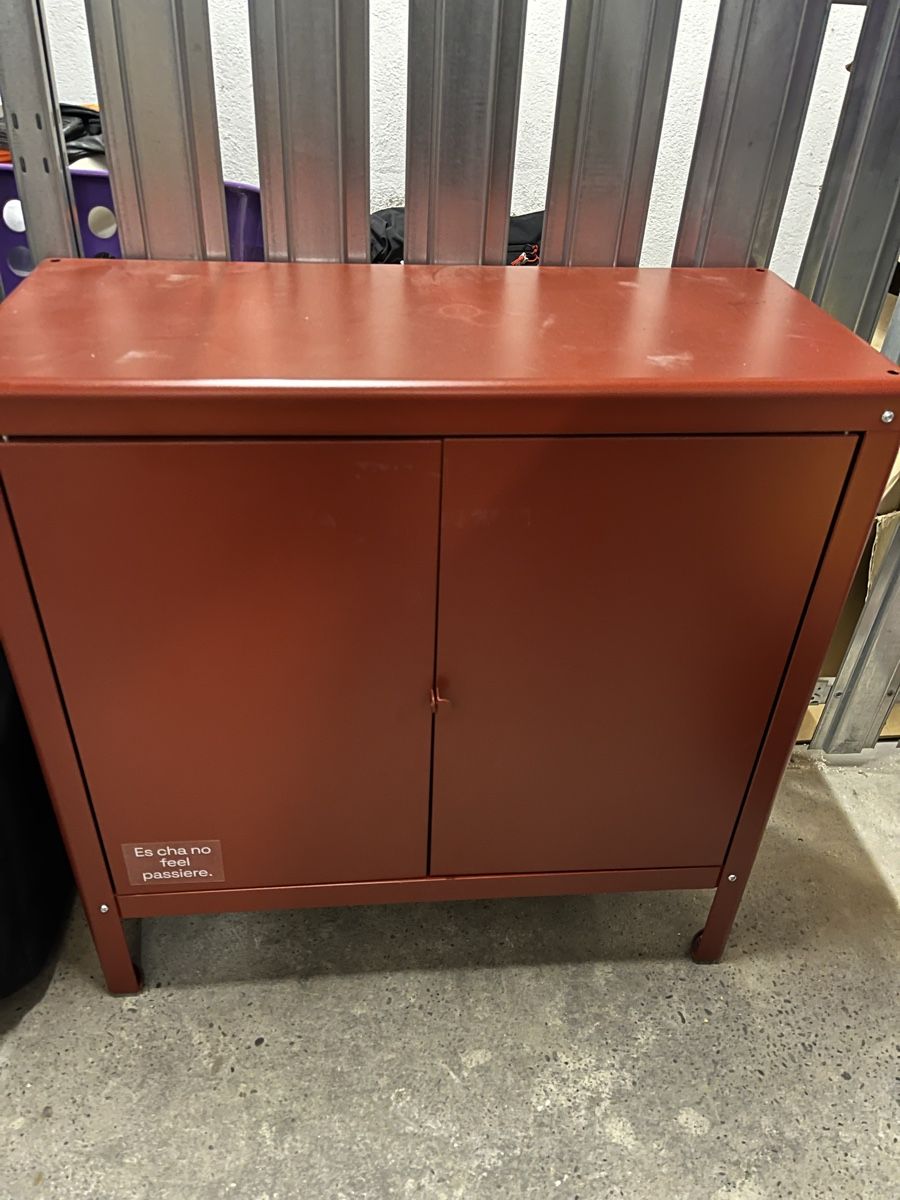 Ikea Schränke: rote Komode Metall Ikea – Gebraucht aus Basel von cin_g2k5