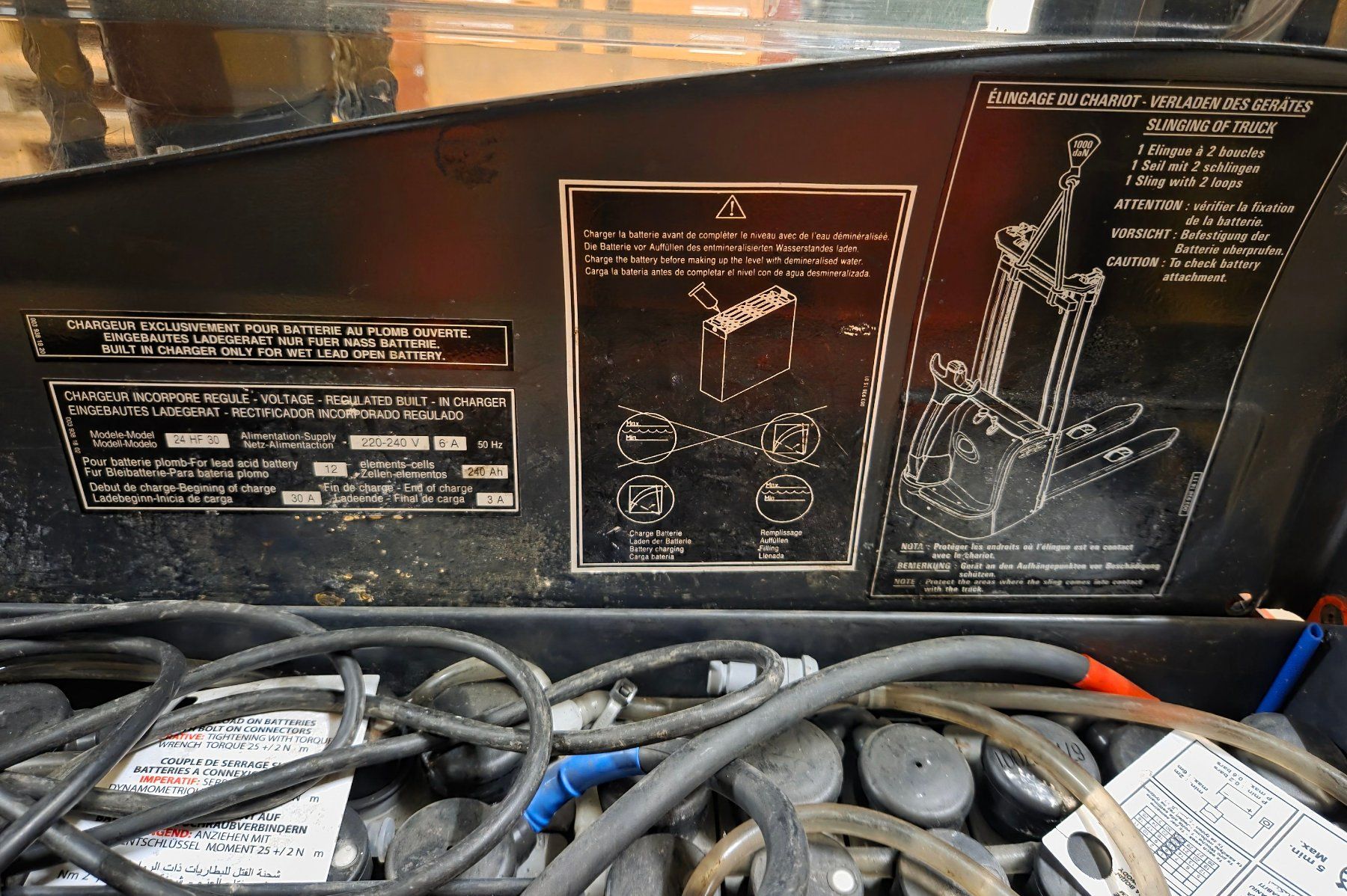 Linde Carrelli elevatori e a forche: Deichselstapler Linde L12 Ladegerät verbaut – Usato da Sissach venduto da ein_xz27 2