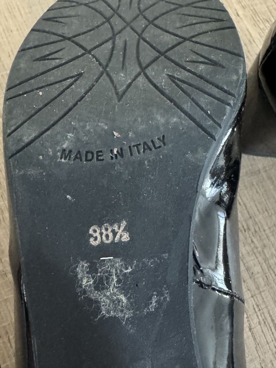 Chaussures femmes: Pumps Damen schwarz Lack – D'occasion à Zürich par sta_hr9h 4