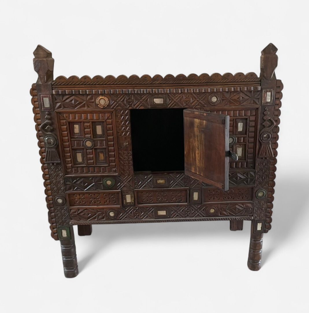 Articoli in legno: Einzigartige indische Damachiya – Usato da Watt venduto da Ene.kro 5